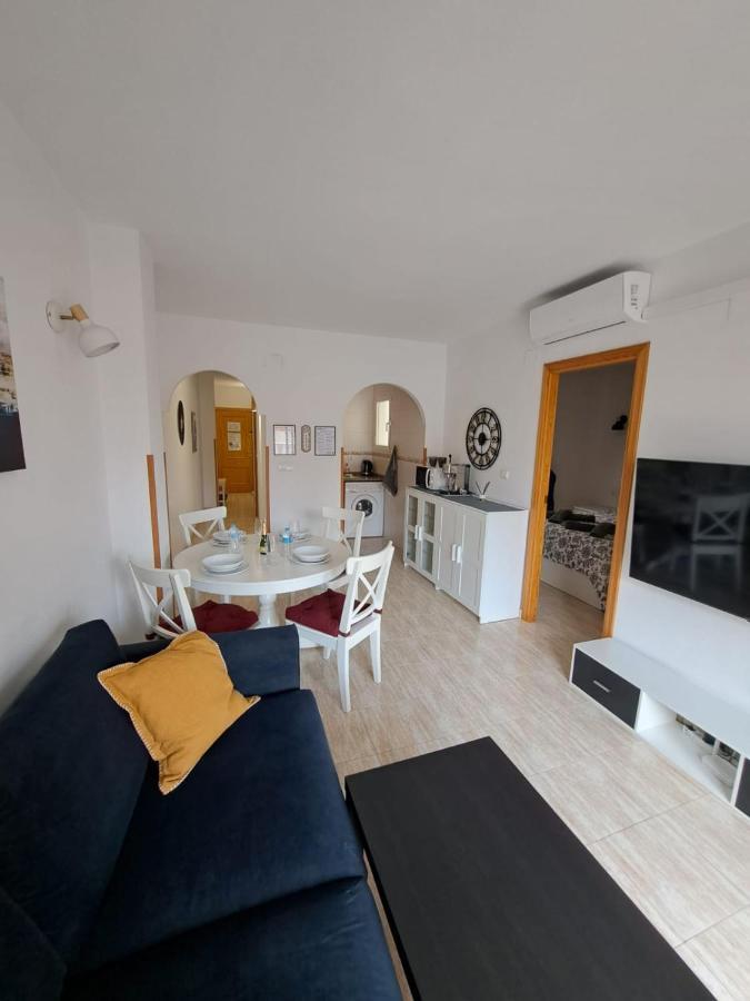 Apartamento Margarita Торевиеха Екстериор снимка